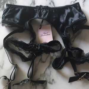 Agent Provocateur “Felinda” suspender size 2 NWT
